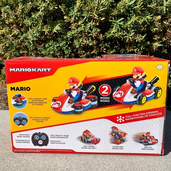 Mario Kart Mini Anti-Gravity R/C Racer - Picture 4 of 5